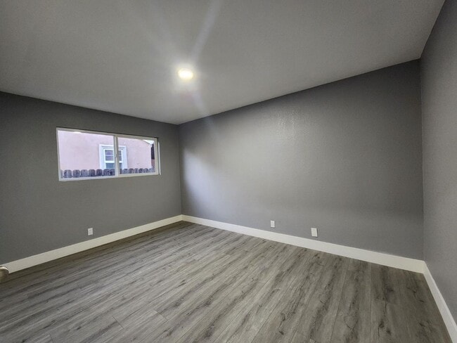 Building Photo - Charming 3-Bedroom Home for Rent in a Quie...