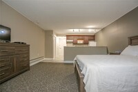 Building Photo - 30 US-9W