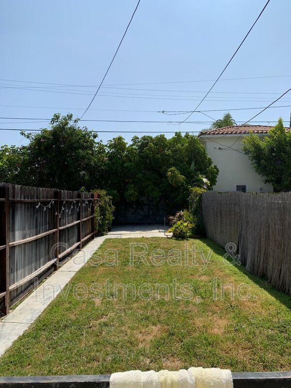 Building Photo - 444 N Alta Vista Blvd