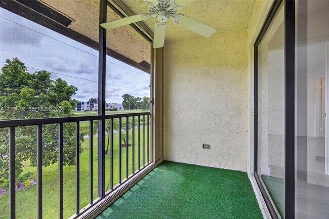 Building Photo - 4626 Lucerne Lakes Blvd E