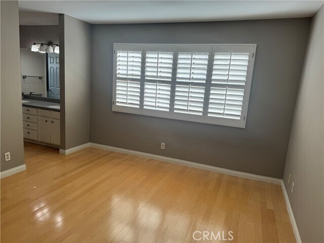 Building Photo - 2931 Plaza del Amo