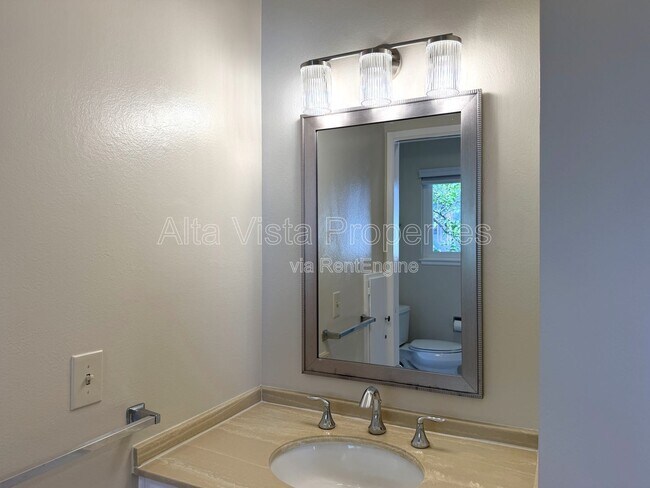 Building Photo - 12480 Escala Ln