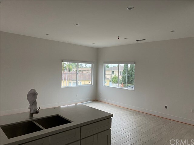 Building Photo - 8139 4th St