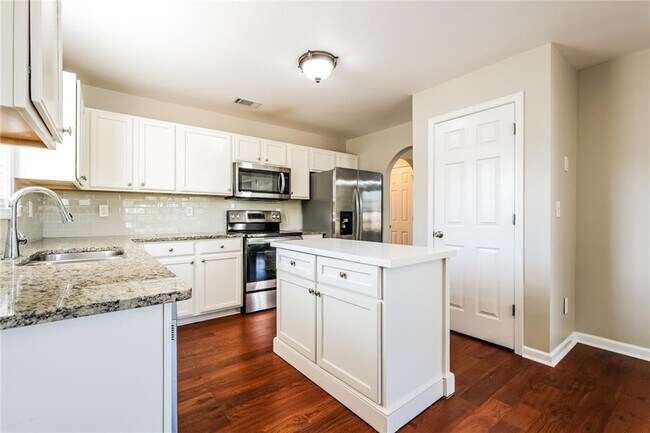 Building Photo - 3352 Summit Creek Ln