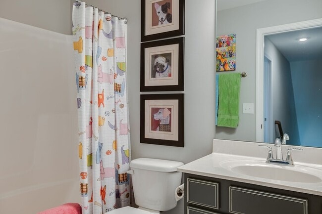 Building Photo - 119 Millet St