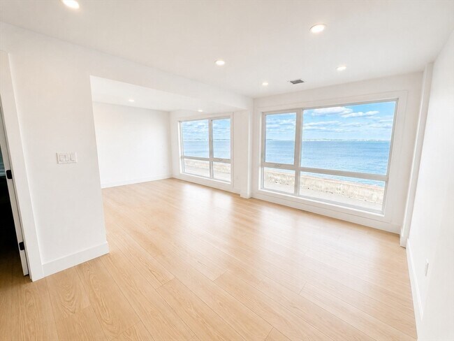 Building Photo - 280 Endicott Ave