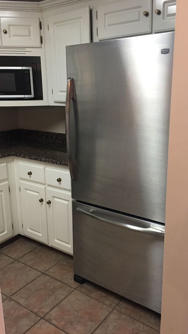 Building Photo - Grecian Gardens