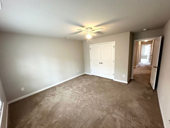 Building Photo - 200 Seasons Circle, Unit 604, Suffolk, Va,...
