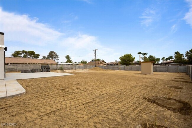 Building Photo - 7724 Rancho Destino Rd