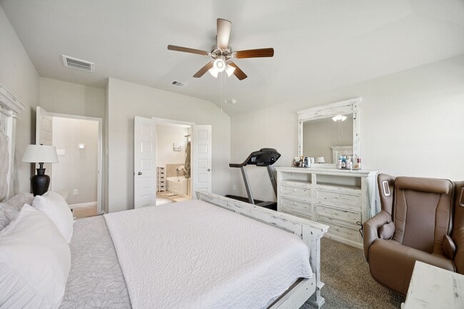 Building Photo - 21030 Albany Landing Ln