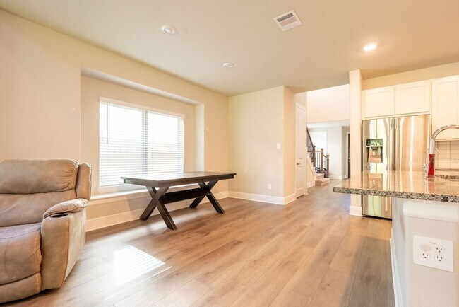 Building Photo - 27479 Vivace Dr