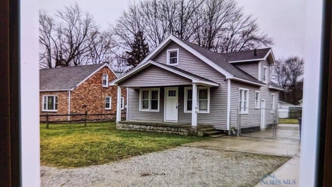 Building Photo - 2347 Bucklew Dr