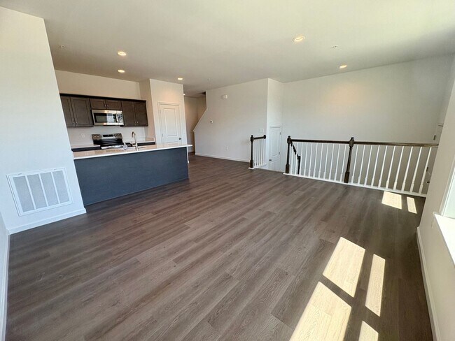 Building Photo - 59 N Conifer Dr