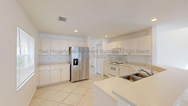 Building Photo - 5060 Starblaze Dr