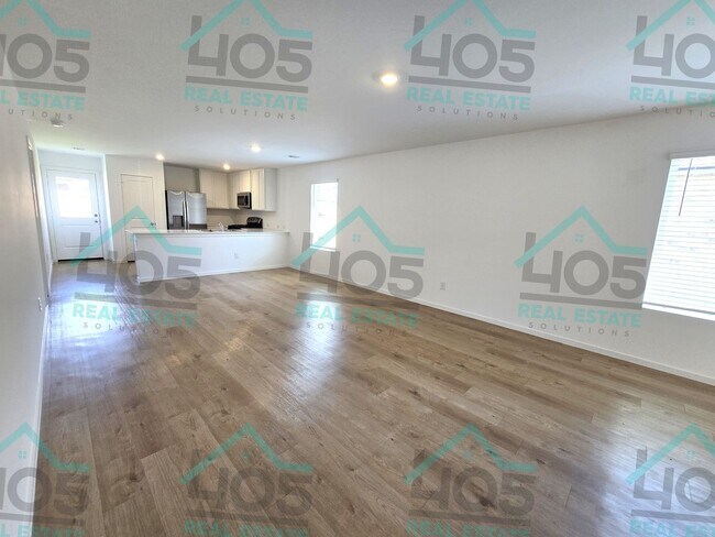 Building Photo - 20412 Deer Creek Dr