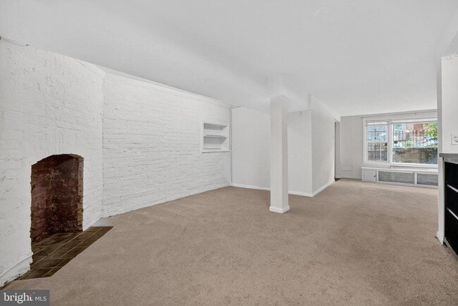 Building Photo - 1745 Lanier Pl NW