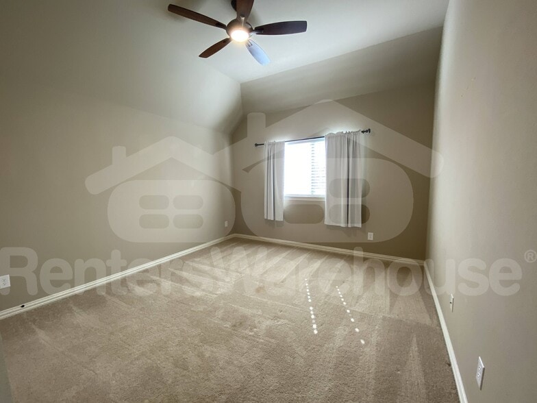 Building Photo - 14282 Carly Ln