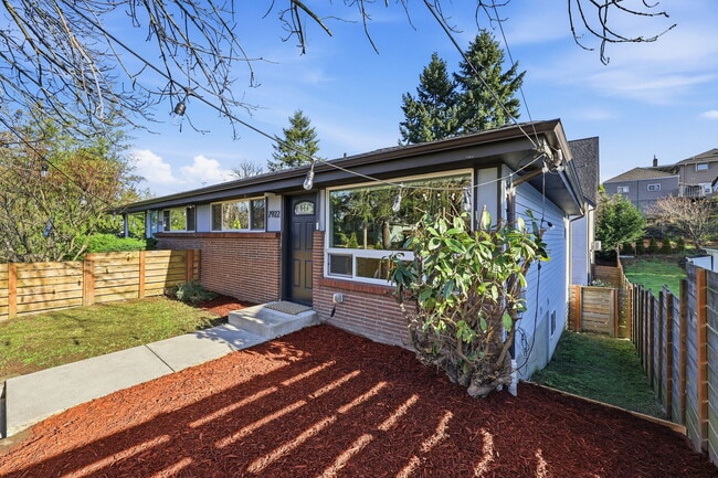 Building Photo - 7922 9th Ave SW