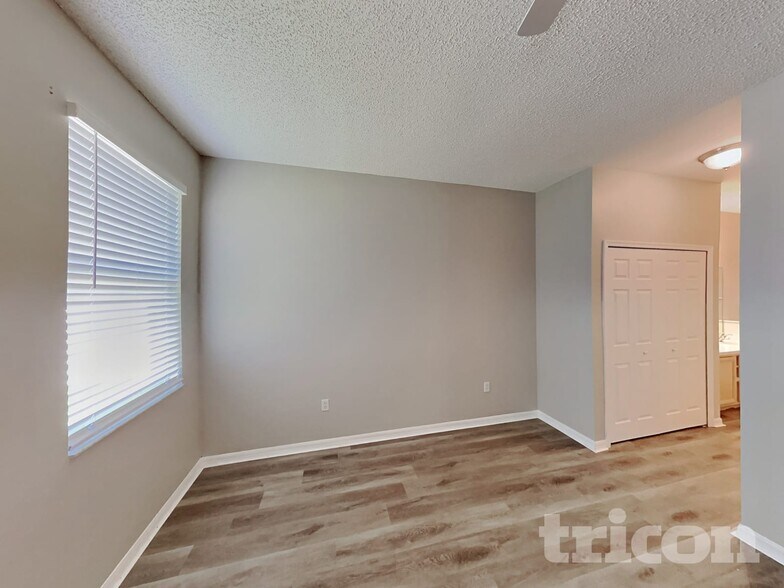 Building Photo - 5421 Dahlia Reserve Dr