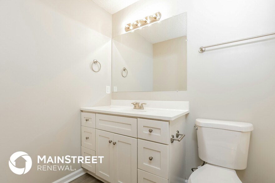 Building Photo - 7544 Argent Valley Dr