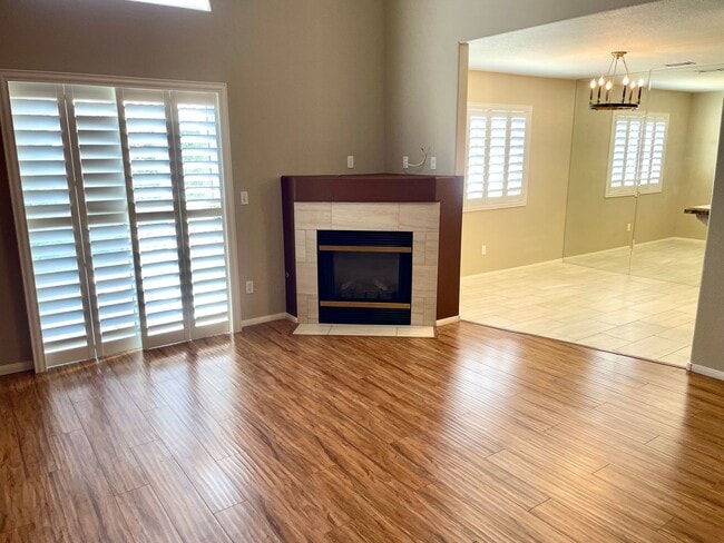 Building Photo - Hidden Gem in Gated Community - Summerlin