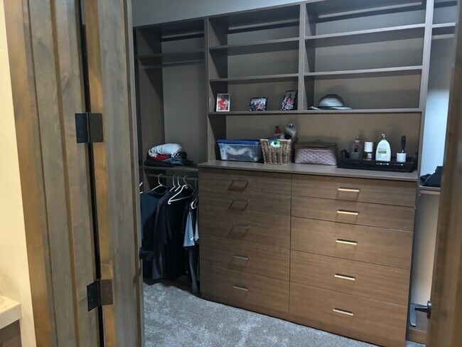 Building Photo - Winter Season Rental - The Estates in Incline Village, Nevada