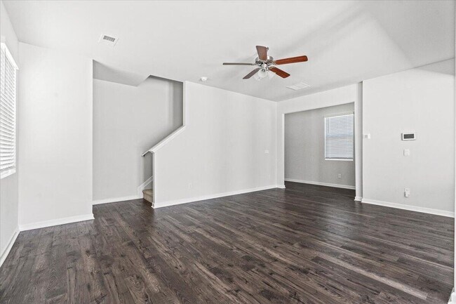 Building Photo - 5144 Captain Dr