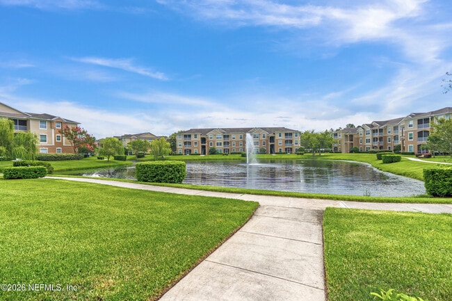 Building Photo - 7990 Baymeadows Cir E