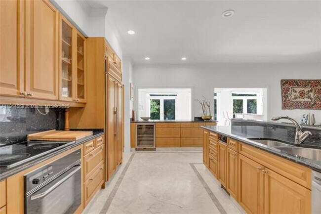 Building Photo - 5794 SW 76th Terrace