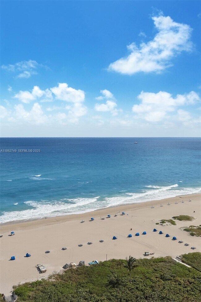 Building Photo - 3000 N Ocean Dr