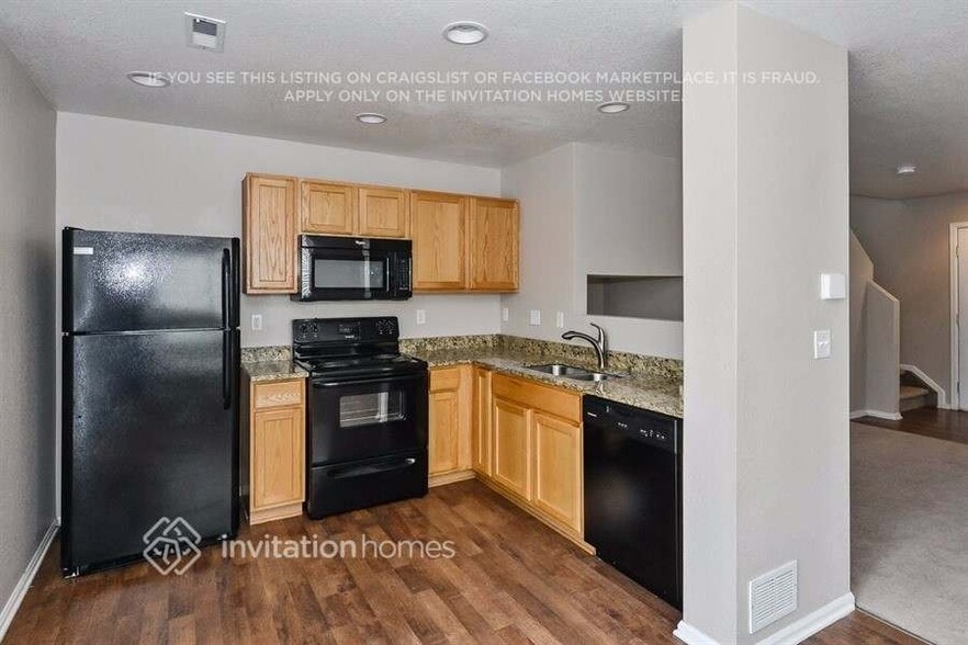Building Photo - 1343 Flycatcher Ave
