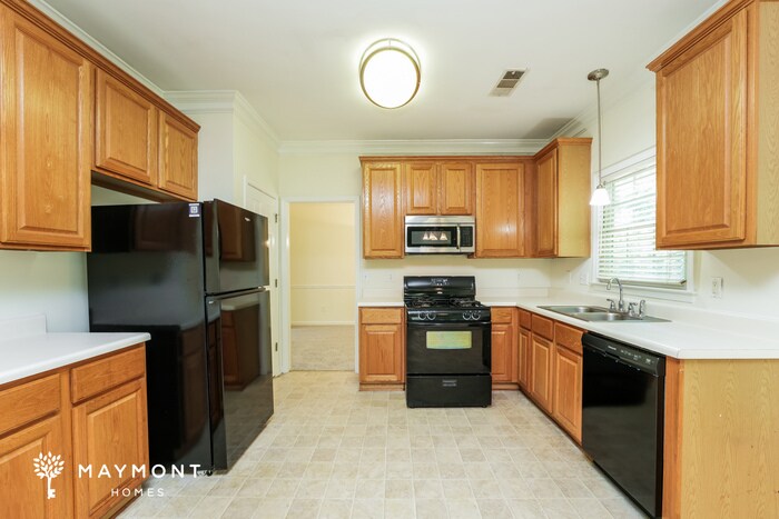 Building Photo - 7492 Crescent Bend Cove