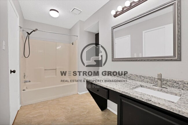 Building Photo - 1115 Stone Creek Dr