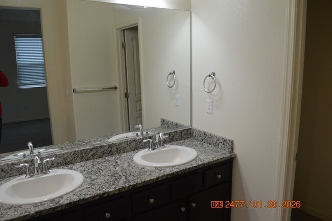 Building Photo - 4319 Bixby Way