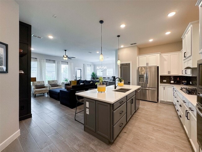 Building Photo - 9718 Starry Night Ln