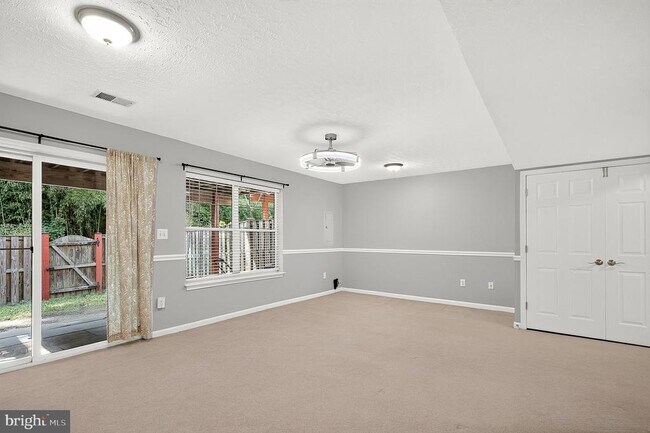 Building Photo - 8381 Millwood Dr