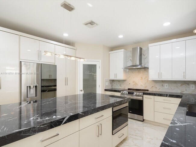 Building Photo - 3560 Moon Bay Cir