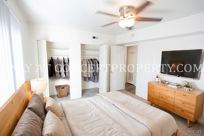 Interior Photo - 435 E Warnock Ave