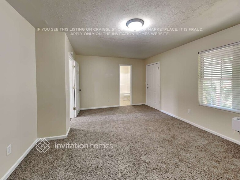 Building Photo - 306 Brookside Dr