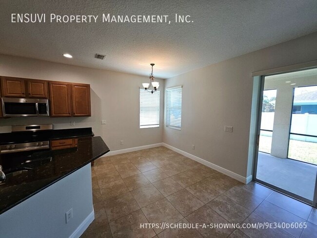 Building Photo - 3825 Milflores Dr