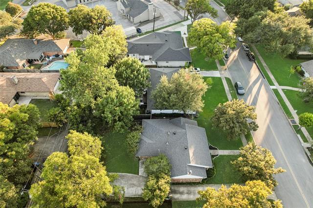 Building Photo - 6848 Town N Dr