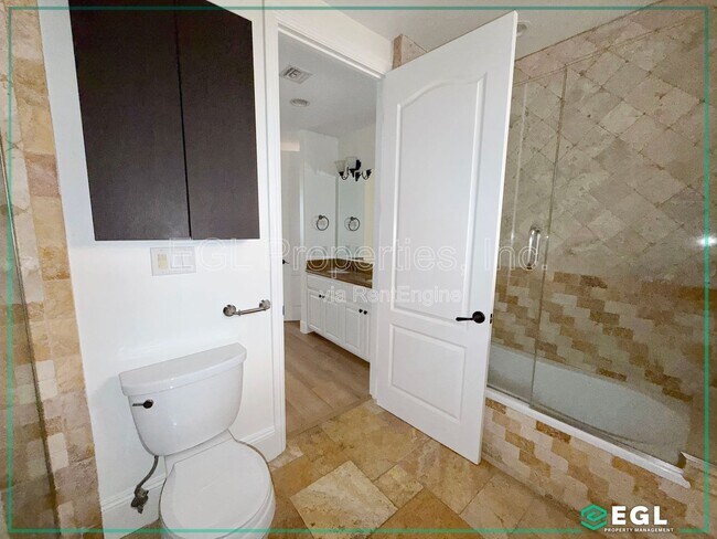 Building Photo - 16123 W Sunset Blvd