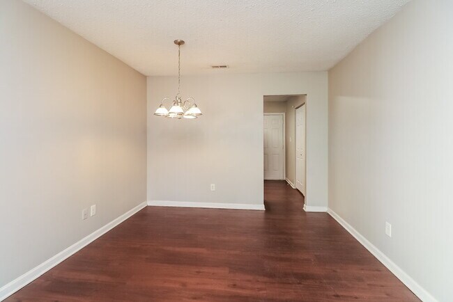 Building Photo - 1069 Park Meadow Dr