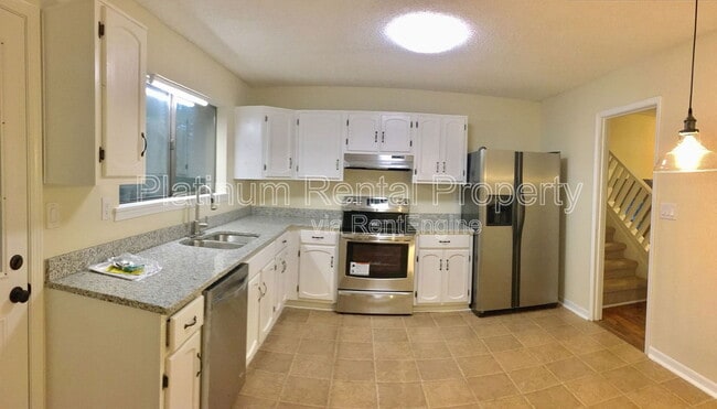 Building Photo - 9775 Loblolly Ln
