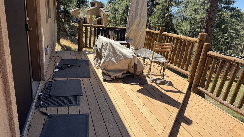 Building Photo - 24728 Foothills Dr N