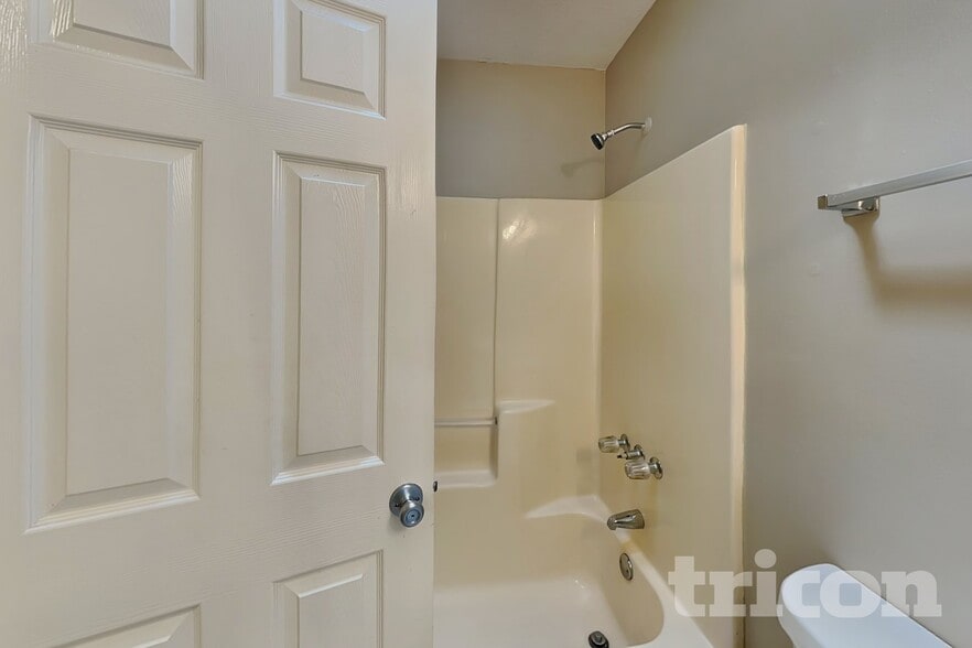 Building Photo - 48 Halehaven Drive Douglasville GA