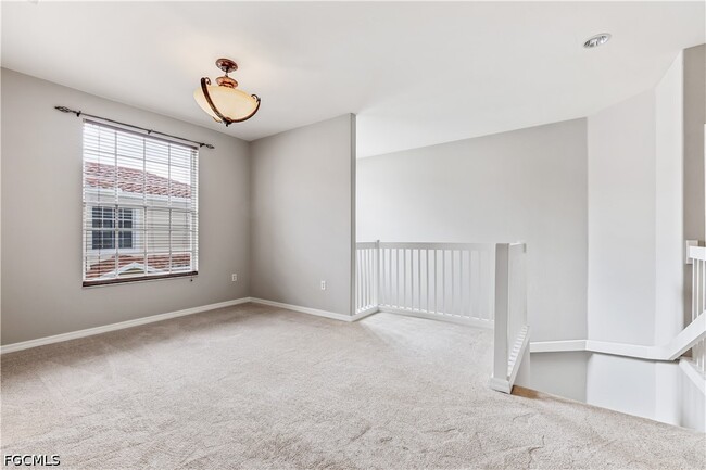Building Photo - 11270 Jacana Ct