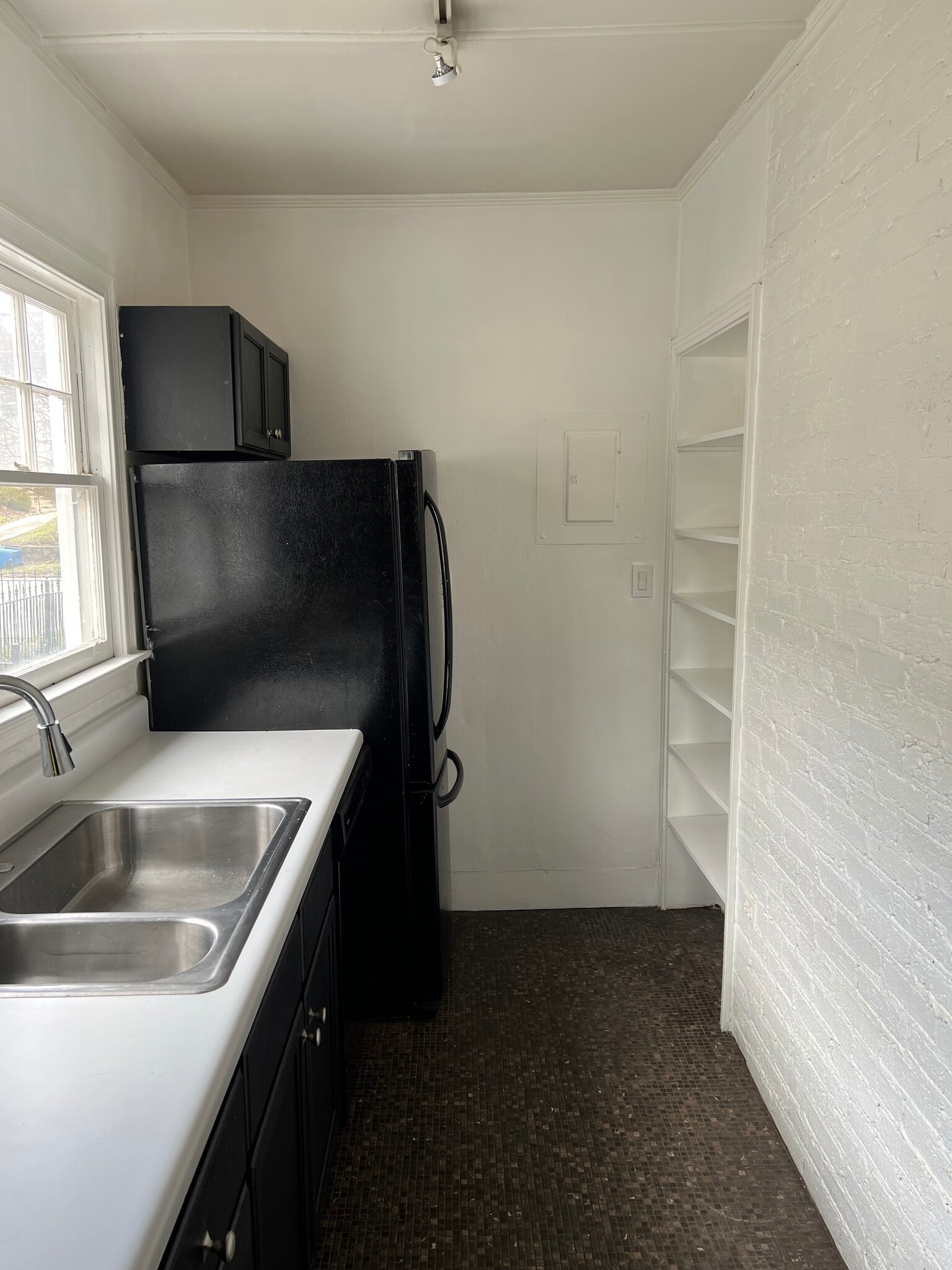 Building Photo - 1170 Monroe Dr NE