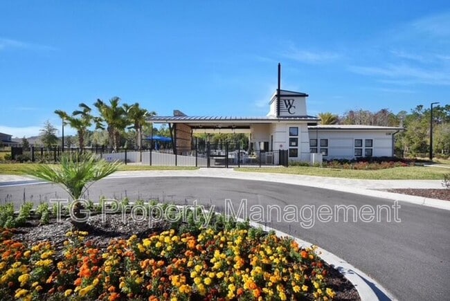 Building Photo - 13968 Molina Dr