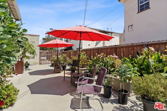 Building Photo - 2109 S Marvin Ave